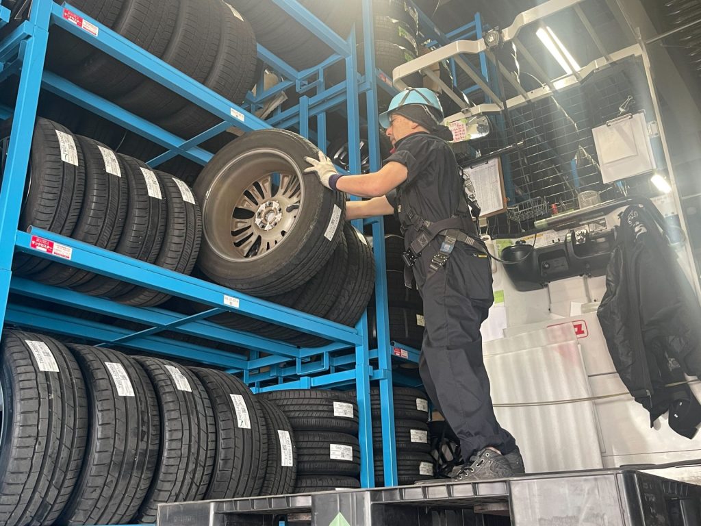 タイヤの置き場所、お困りではありませんか?