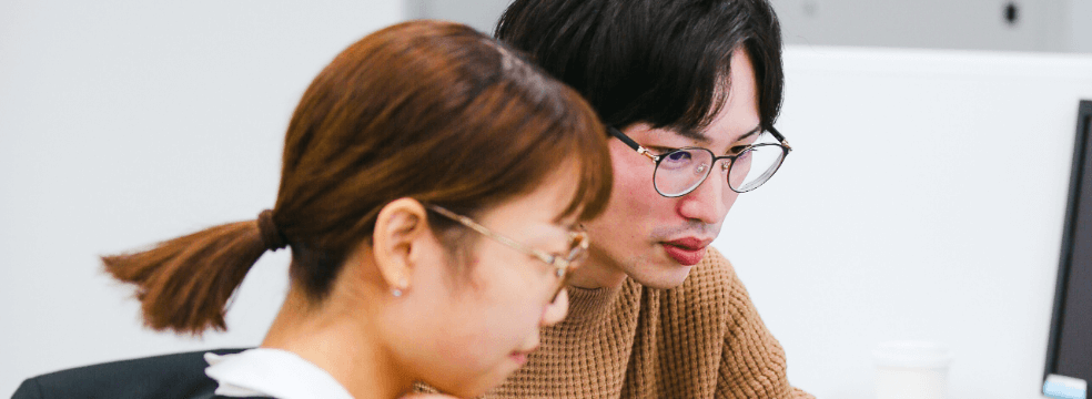 スーツを着る職場はイヤだ、を貫いて、残ったのがプロトでした。